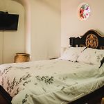Room In Guest Room - Sd-2 Room With Balcony In The Old City Air Conditioning And Wifi