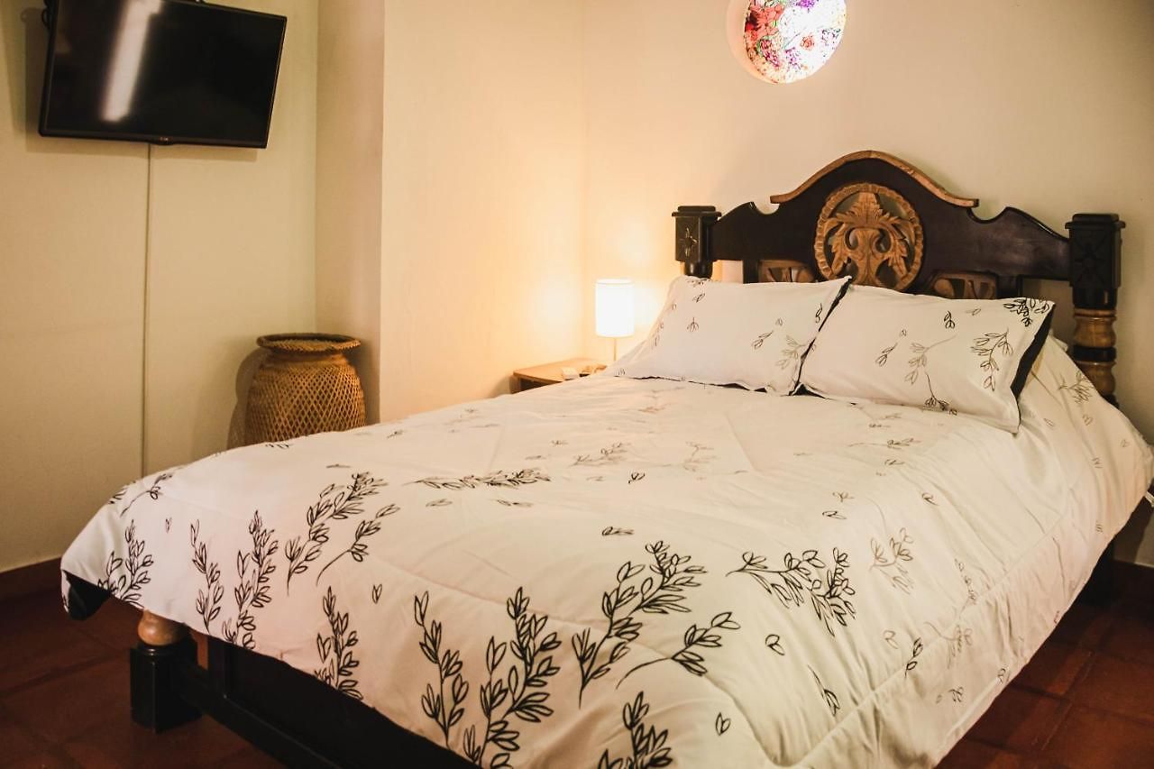 Pensión In Guest - Sd-2 With Balcony In The Old Air Conditioning And Wifi Cartagena